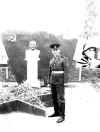 me_and_lenin.jpg (28438 bytes)